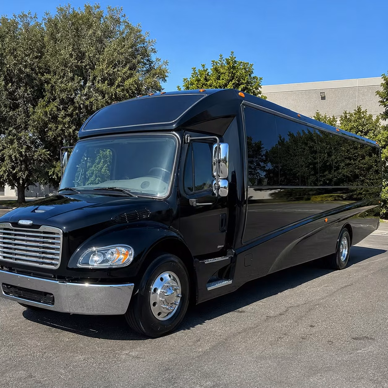 25 passenger minibus