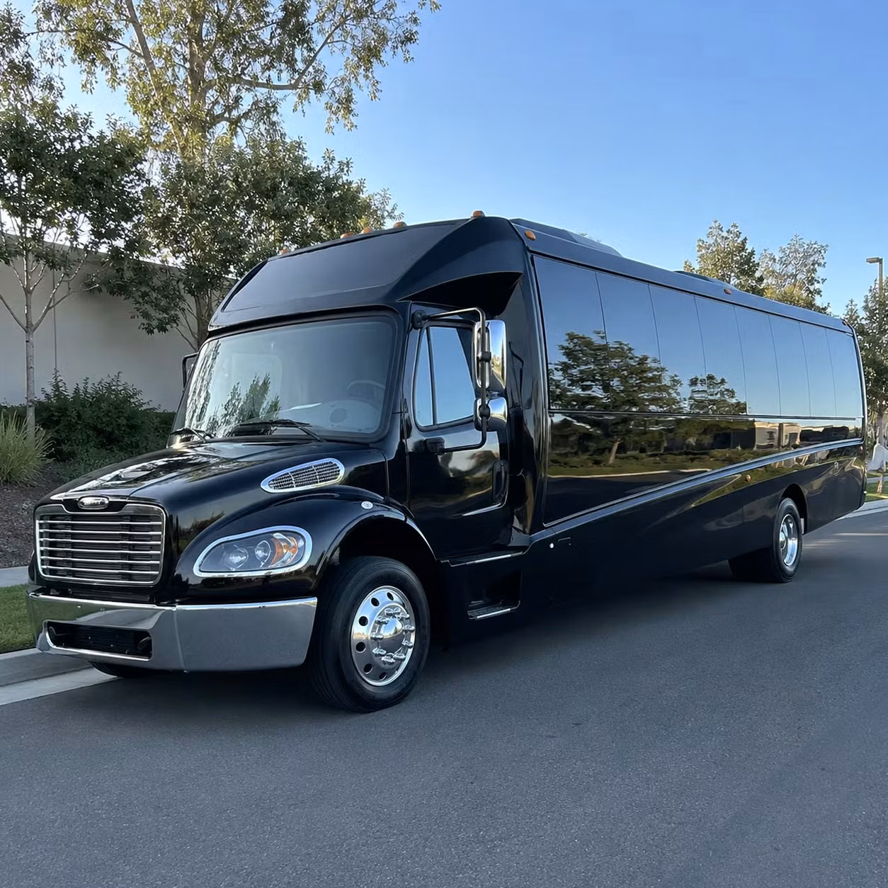 28 passenger minibus