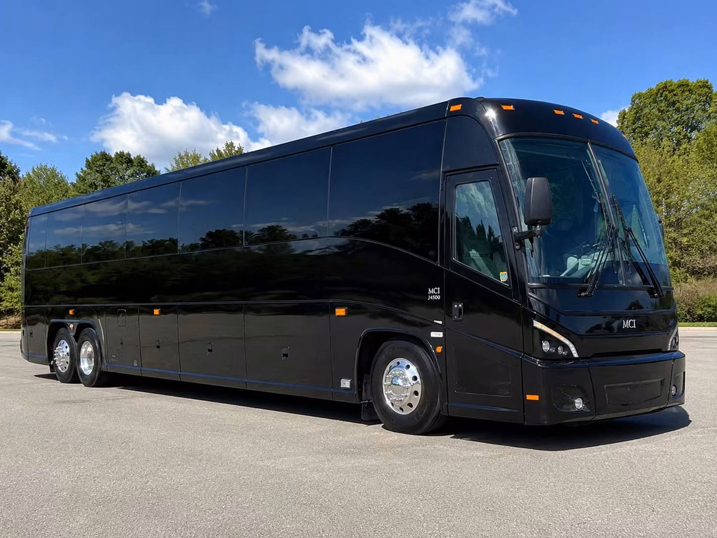reading concert and sporting event bus rentals that skip the parking nightmare