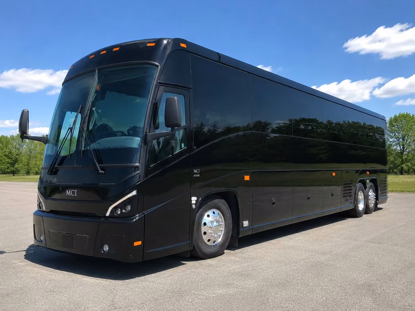 reading wedding shuttle bus rentals that keep your guests on schedule